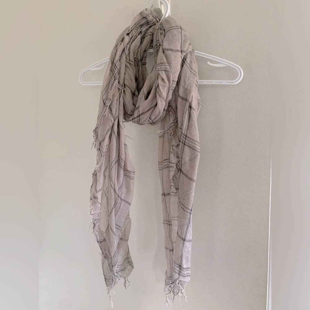 Point Zero Plaid Scarf